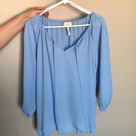 Laundry By Shelli Segal Tops Nwt Laundy By Shelli Segal Blouse Size